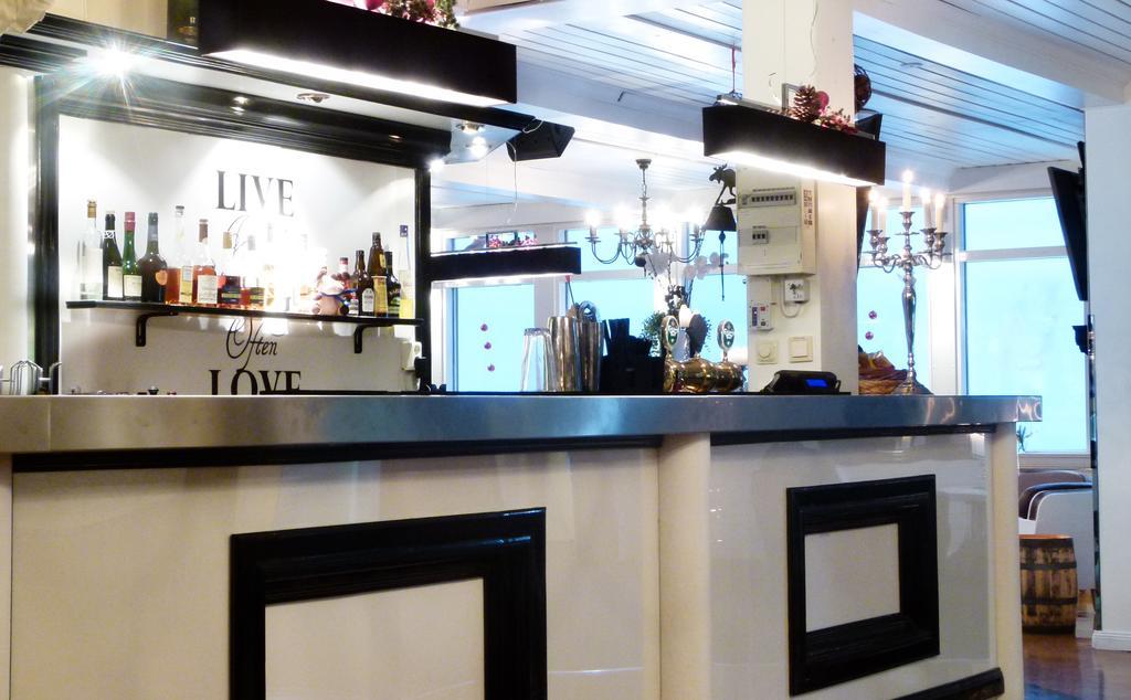 Hotell Silverhatten อาร์เยพล็อก ภายนอก รูปภาพ